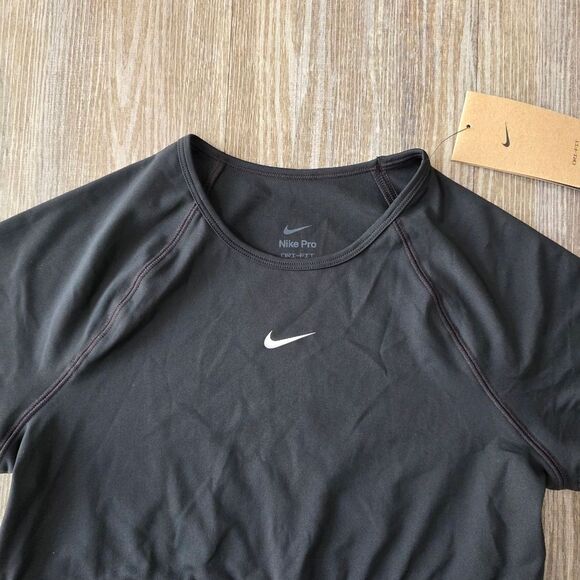 Nike Pro Dri-FIT Short-Sleeve Cropped Top Gym T-Shirt Women's XS New HM6369-010 - Picture 6 of 15